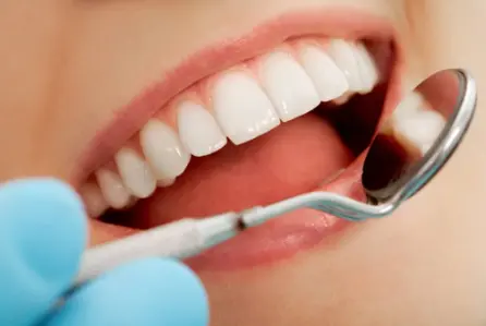Профессиональная гигиена зубов для детей