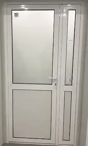 2-х створчатая входная дверь из холодного алюминия