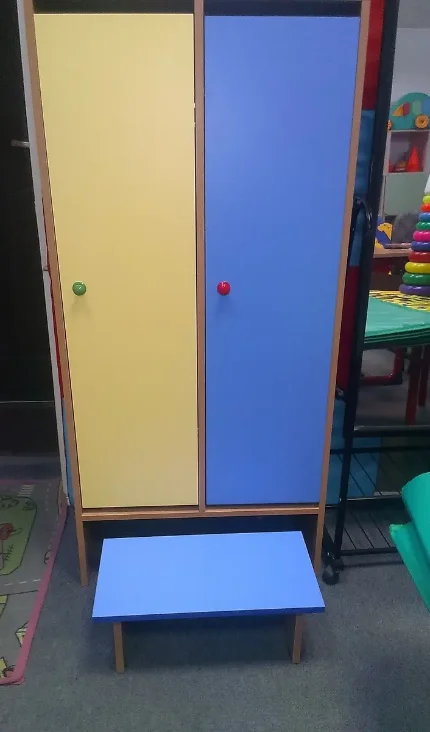 Шкаф для одежды для детского сада 