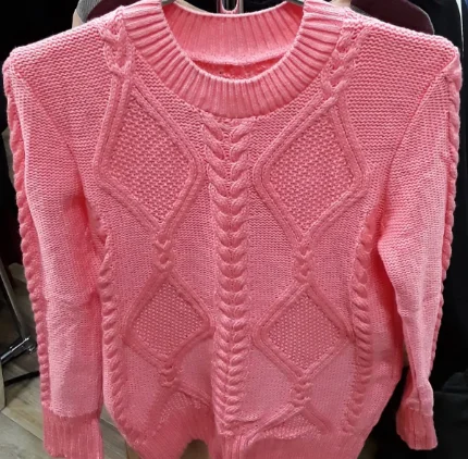 Женский розовый свитер в городе Благовещенске недорого 