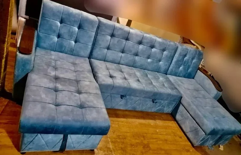 Угловой диван Валенсия П - образная с дополнительной оттаманкой
