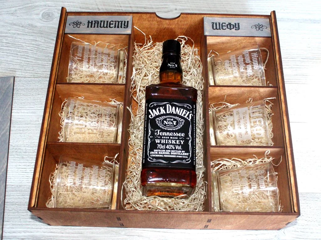Подарочный набор бокалы под виски и Jack Daniel’s
