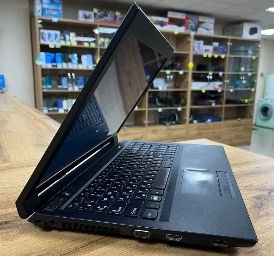 Lenovo B570e