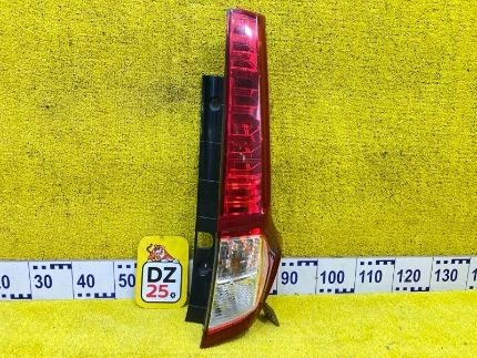 Фото для Стоп-сигнал TOYOTA ROOMY M910A/M900A/M910S/M900S/M910F/M900F 1KRFE 2017/Цвет X07 задн. прав. (б/у)