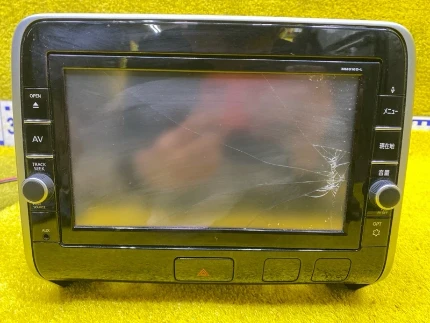 Фото для Магнитофон NISSAN SERENA GFC27/GC27/C27/GFNC27/GNC27/HFC27/HC27 MR20DD 2016/PANASONIC STRADA MM516D перед. (б/у)