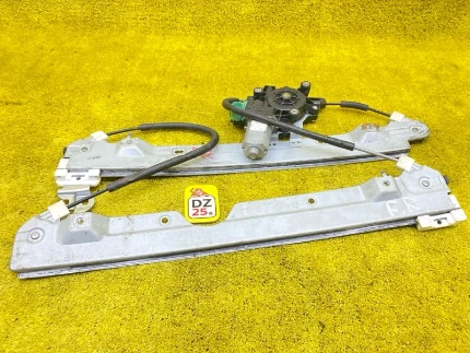 Фото для Стеклоподъемник INFINITI QX56/QX80/ARMADA/PATROL Z62/Y62 VK56VD 2012 перед. прав. (б/у)