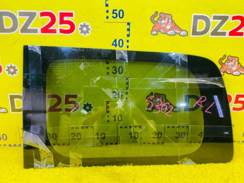 Фото для Стекло собачника NISSAN NV200 VM20 HR16DE 2014/Цвет K23 задн. лев. (б/у)