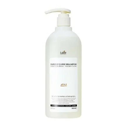 Шампунь для волос классический для всей семьи Lador Family Care Shampoo 900 мл.