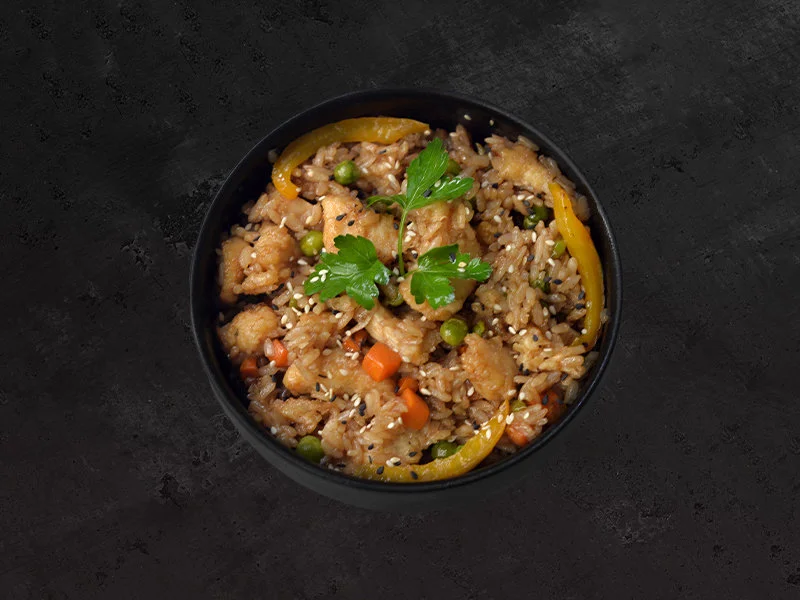 Нику тяхан (жареный рис с говядиной), пошаговый рецепт на ккал, фото, ингредиенты - Констанция