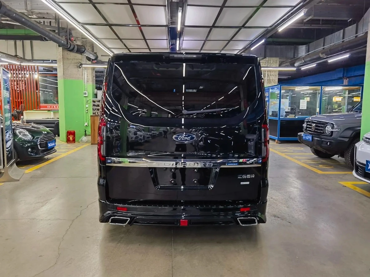 FORD TOURNEO 2023 год под заказ из Китая