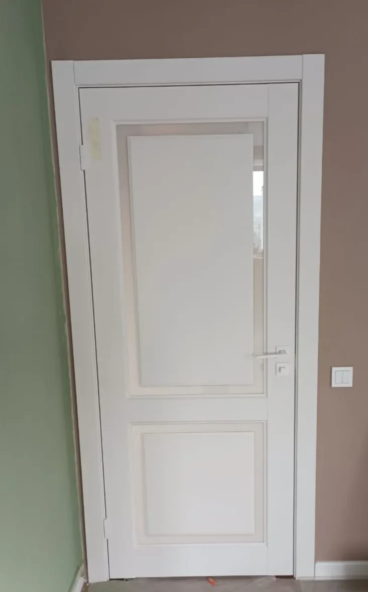 Установка межкомнатных дверей